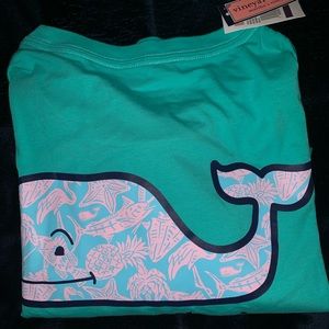 Vineyard Vines NWT T-Shirt XXL!